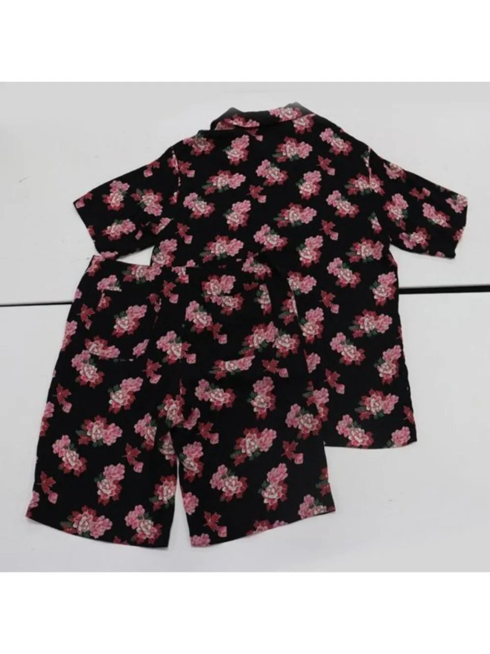 Gucci GG Peony Set Short Sleeve Silk Top 50 Pants 52 Black Floral Color Apa